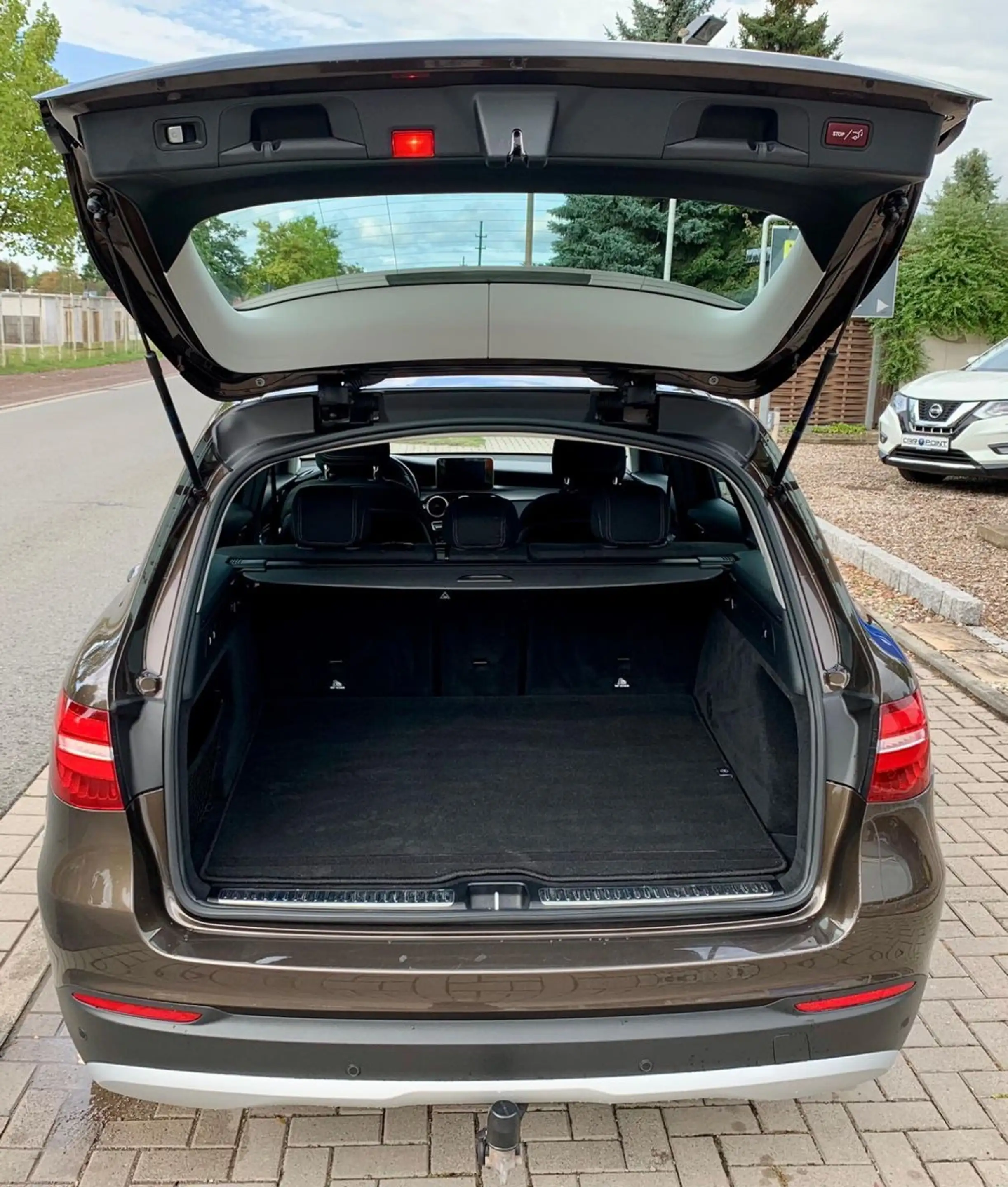 Mercedes-Benz GLC 250 d GLC  4Matic, 1.Ha, el. AHK, Service 1A — photo 6