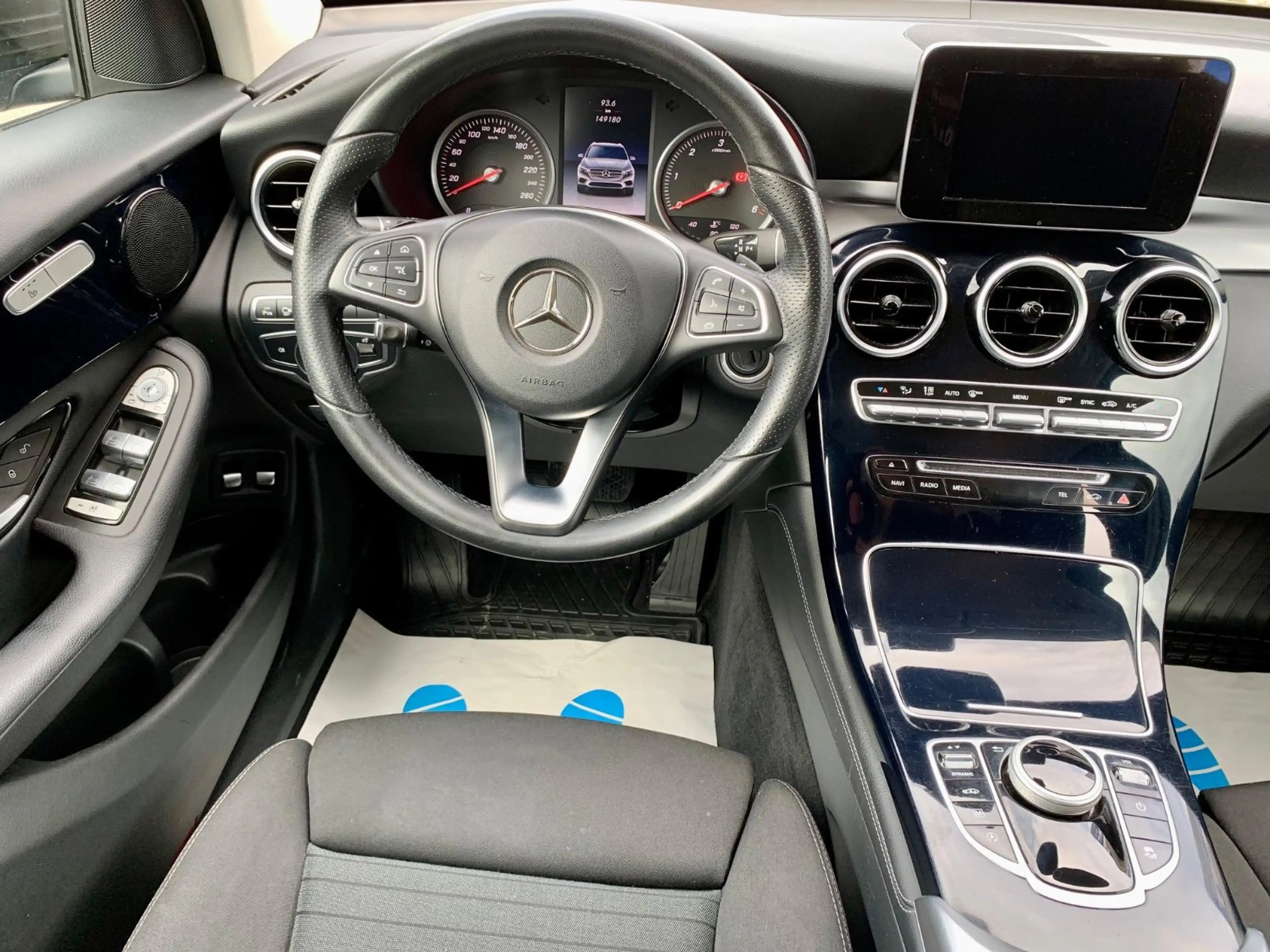 Mercedes-Benz GLC 250 d GLC  4Matic, 1.Ha, el. AHK, Service 1A — photo 11
