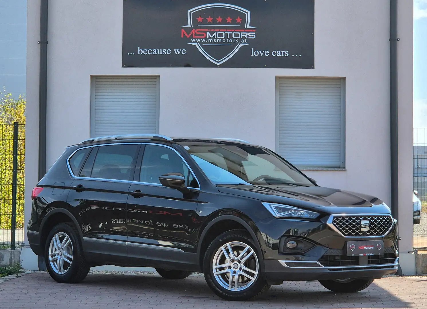 SEAT Tarraco 2.0 TDI 4Drive DSG*PANO*7 SITZER*1.BESITZ*RFK*ACC Schwarz - 1