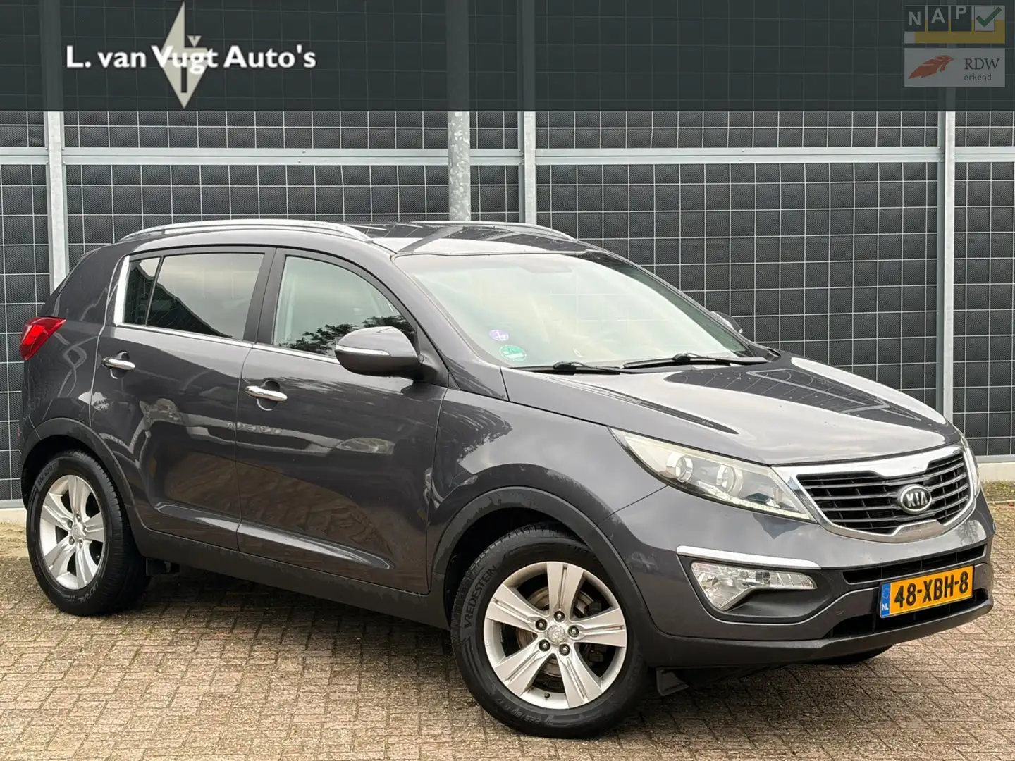 Kia Sportage 1.6 GDI X-ecutive Plus Pack Grau - 1