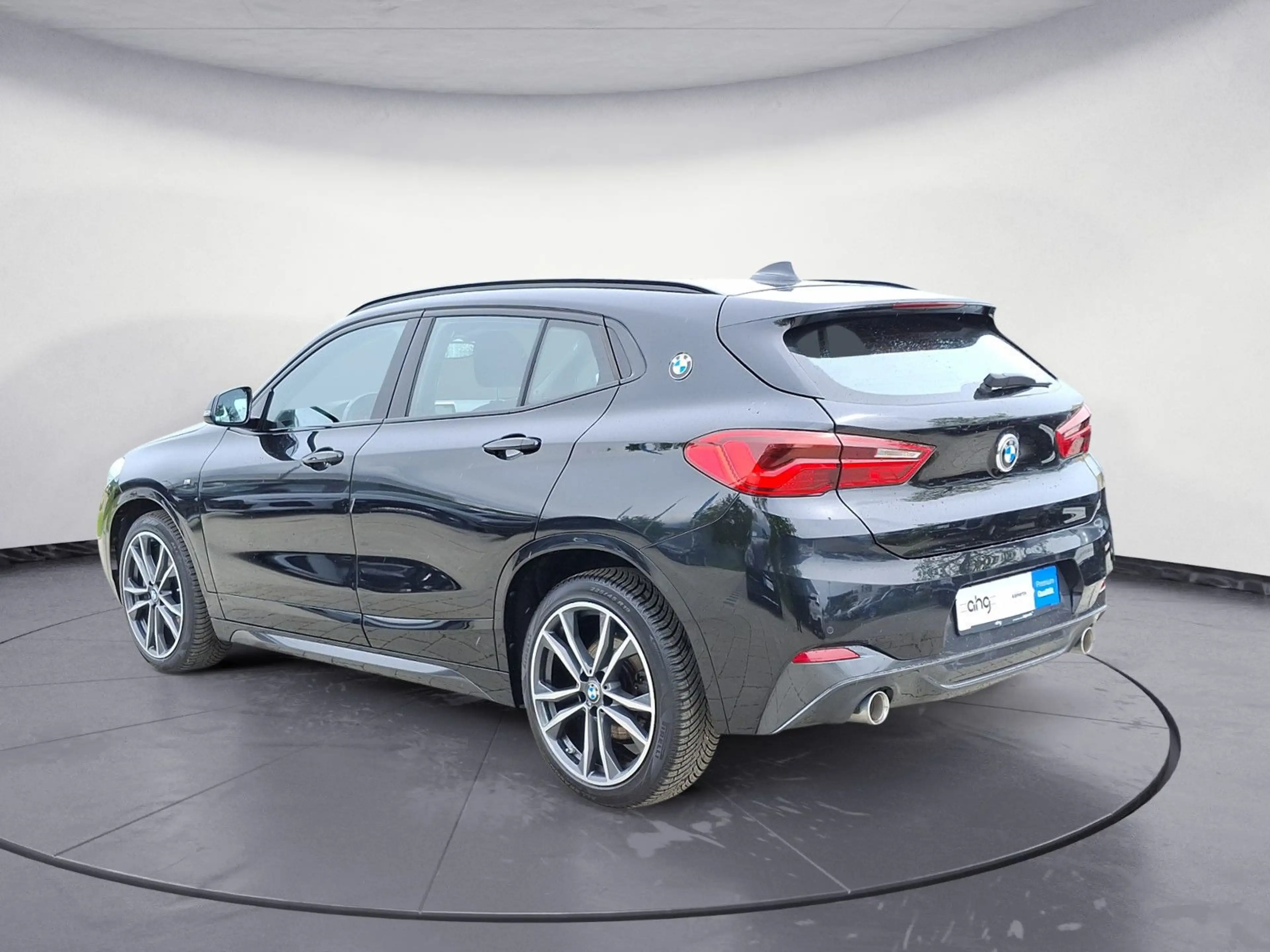 BMW X2 xDrive20d M Sport Aut. Navi AHK Pano Head-Up — photo 4