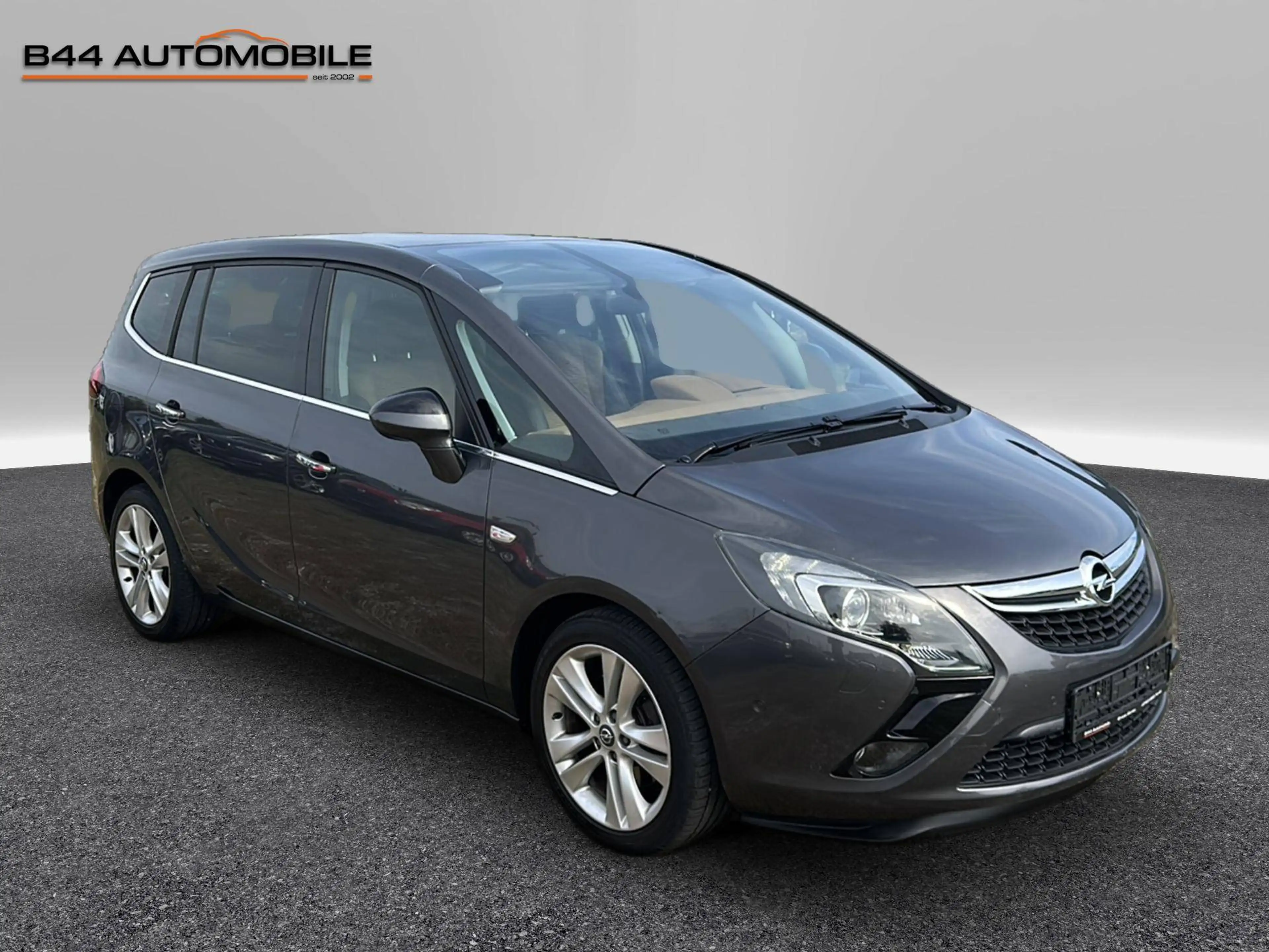 Opel Zafira Tourer Innovation — photo 8