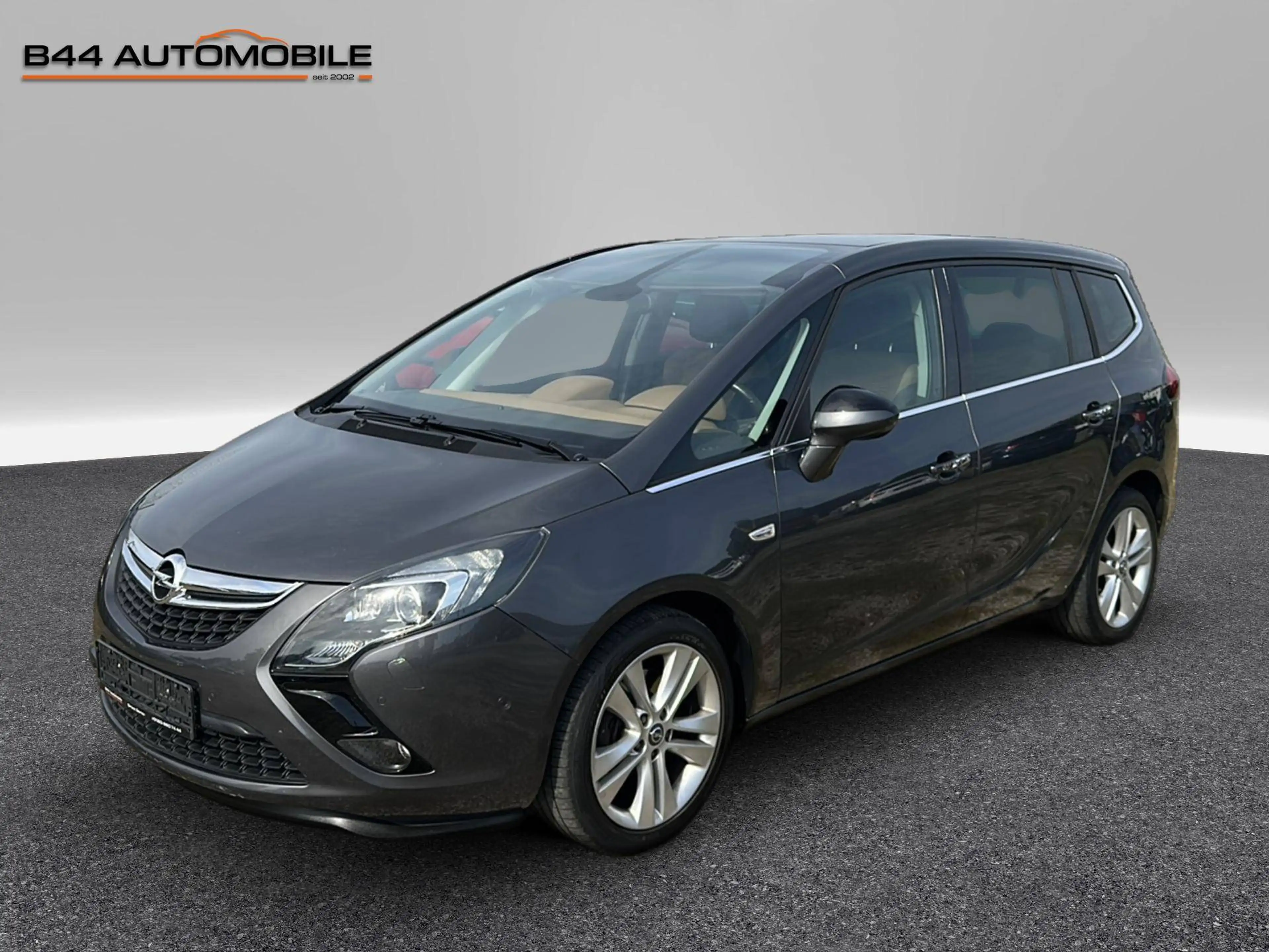 Opel Zafira Tourer Innovation — photo 2