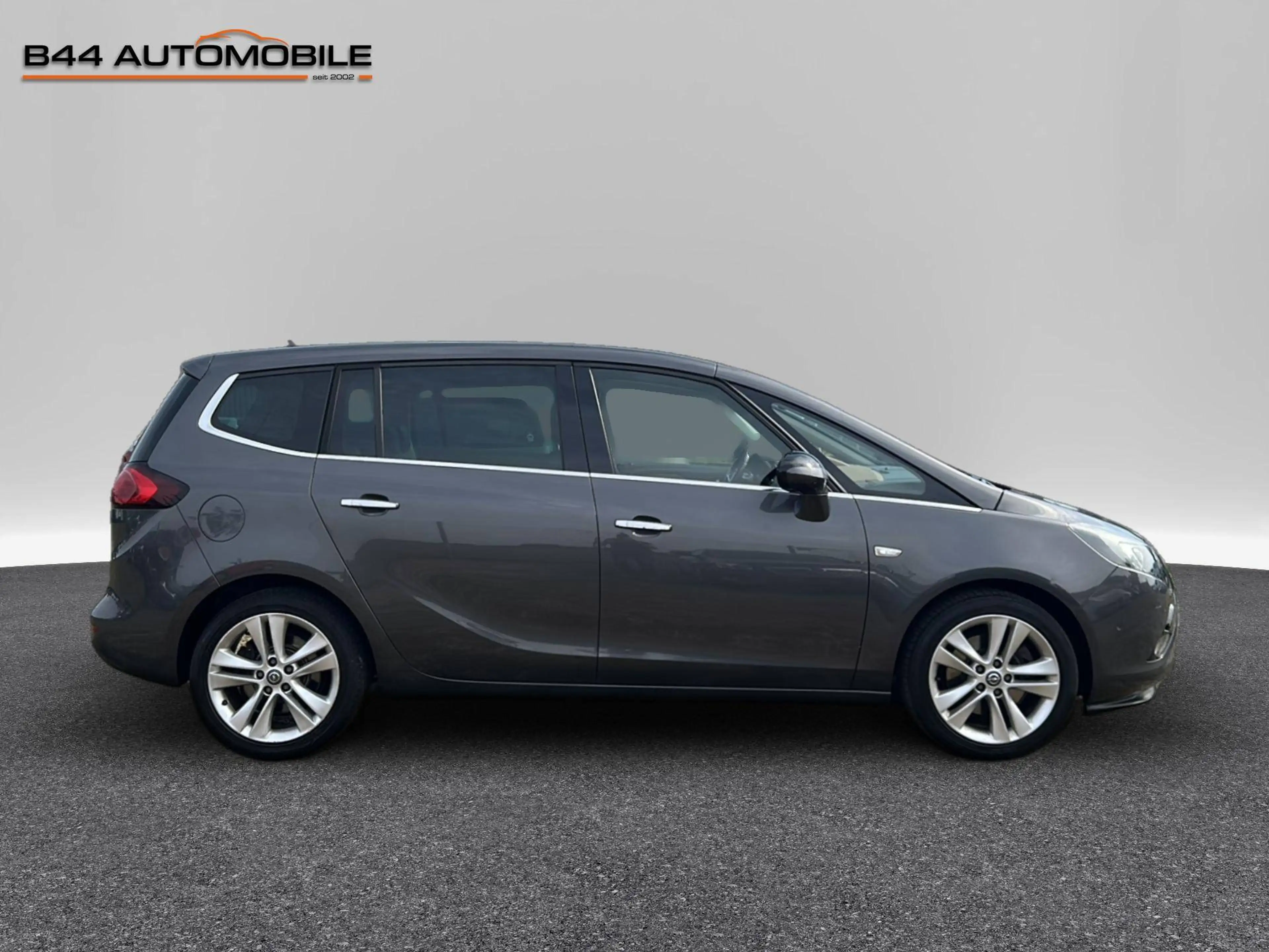 Opel Zafira Tourer Innovation — photo 7