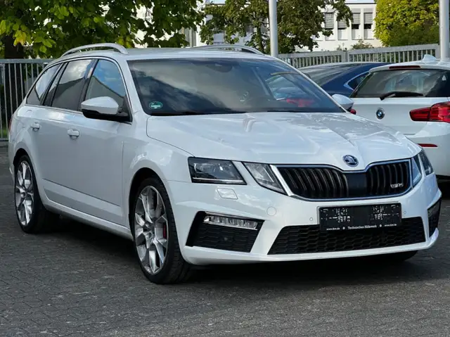 Skoda Octavia Combi 2.0 RS 245PS LED DAB MOTORSCHADEN