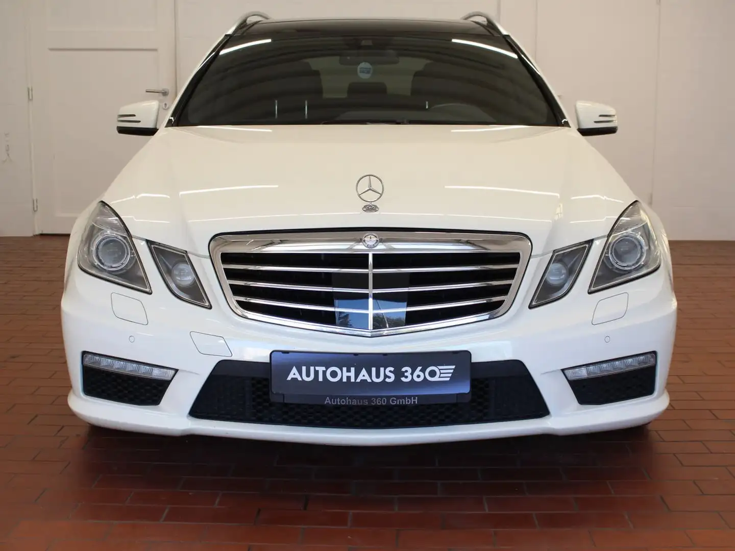 Mercedes-Benz E 63 AMG E63 Wit - 2