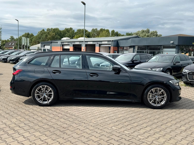 BMW 330 D Touring"Sport-Line"KEYLESS*AHK*AMBIENTE*DAB — photo 9