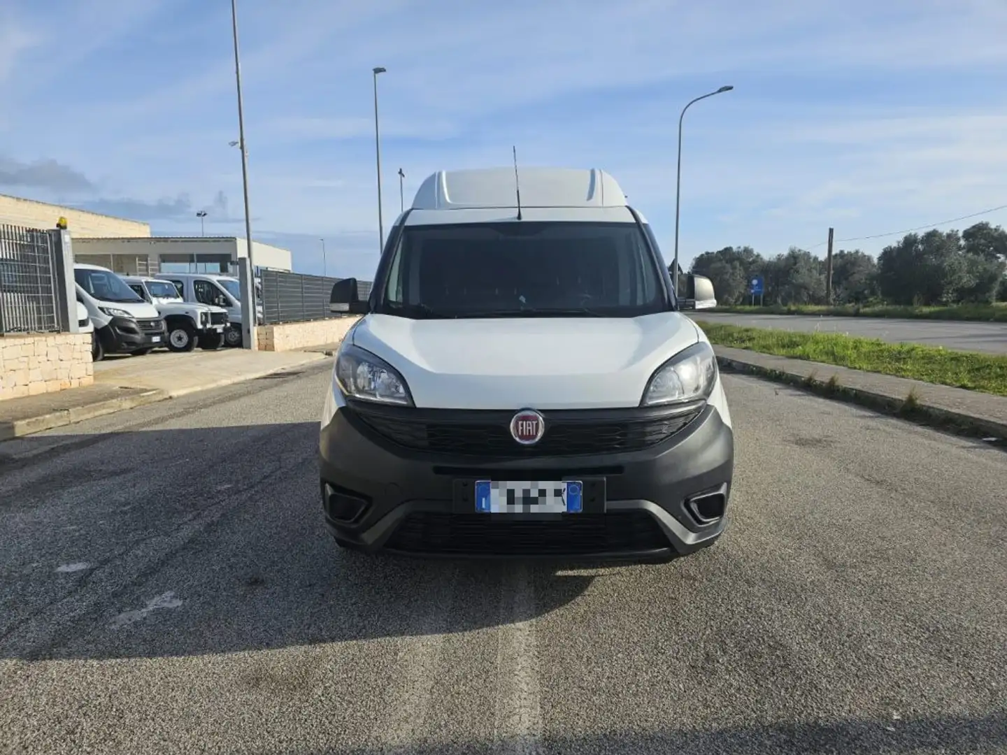 Fiat Doblo 1.6 MJT 120CV S&S PL-TA Cargo Maxi XL Lounge Weiß - 2