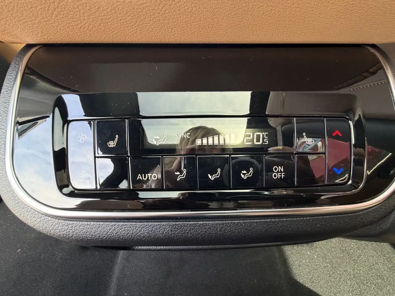 Nissan Armada снимка Nissan Armada