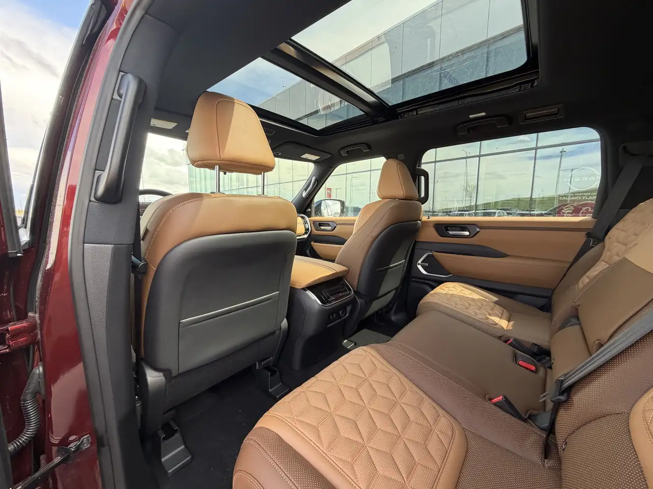 Nissan Armada снимка Nissan Armada