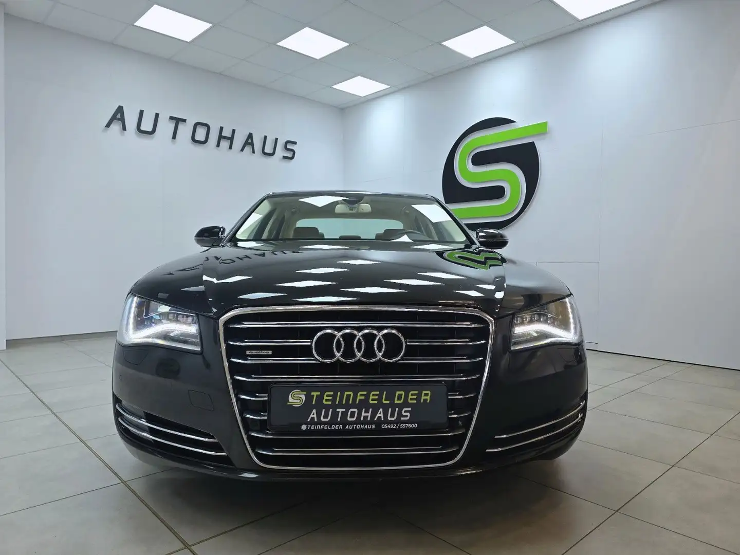 Audi A8 4.2 FSI quattro / LED / MEMORY / 4X SHZ Schwarz - 2