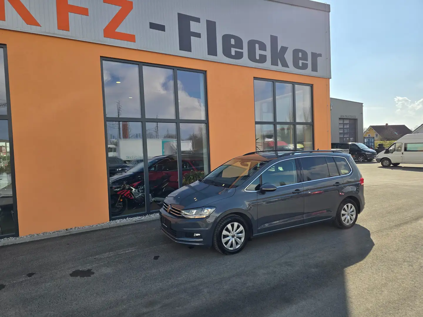 Volkswagen Touran Comfortline DSG BMT/Start-Stopp Grau - 1