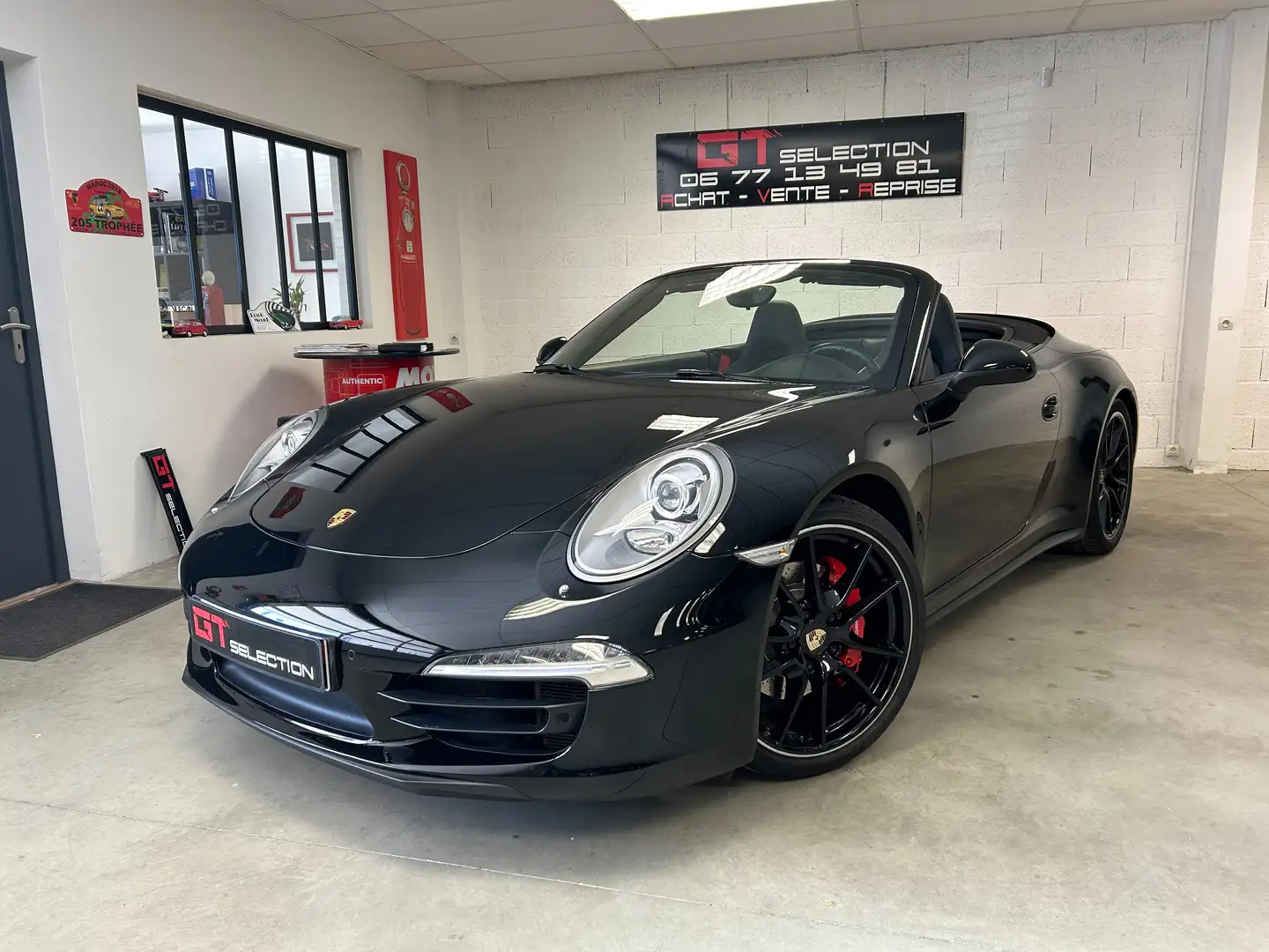 Porsche 911 Carrera 4S Cabriolet 3.8i 400 PDK Zwart - 2