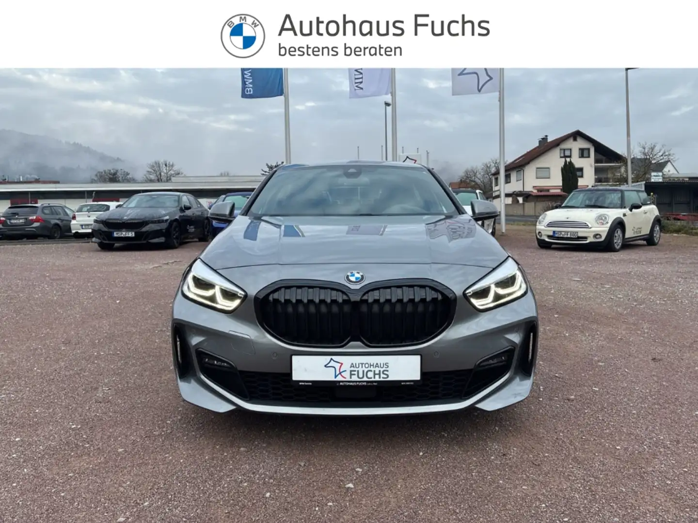 BMW 120 d xDrive M Sport 18'' M-Sitze Sitzheizung Lenkradh Grau - 2