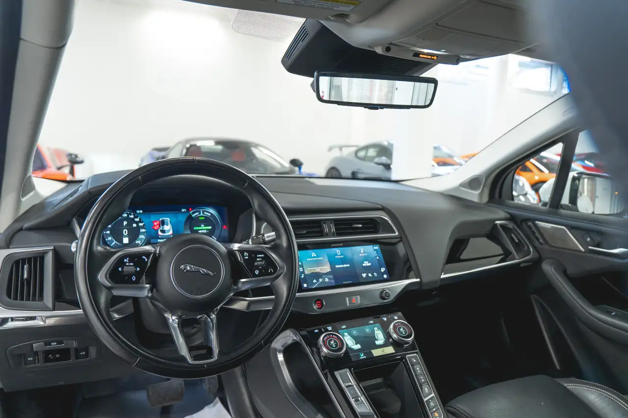 Jaguar I-Pace снимка Jaguar I-Pace
