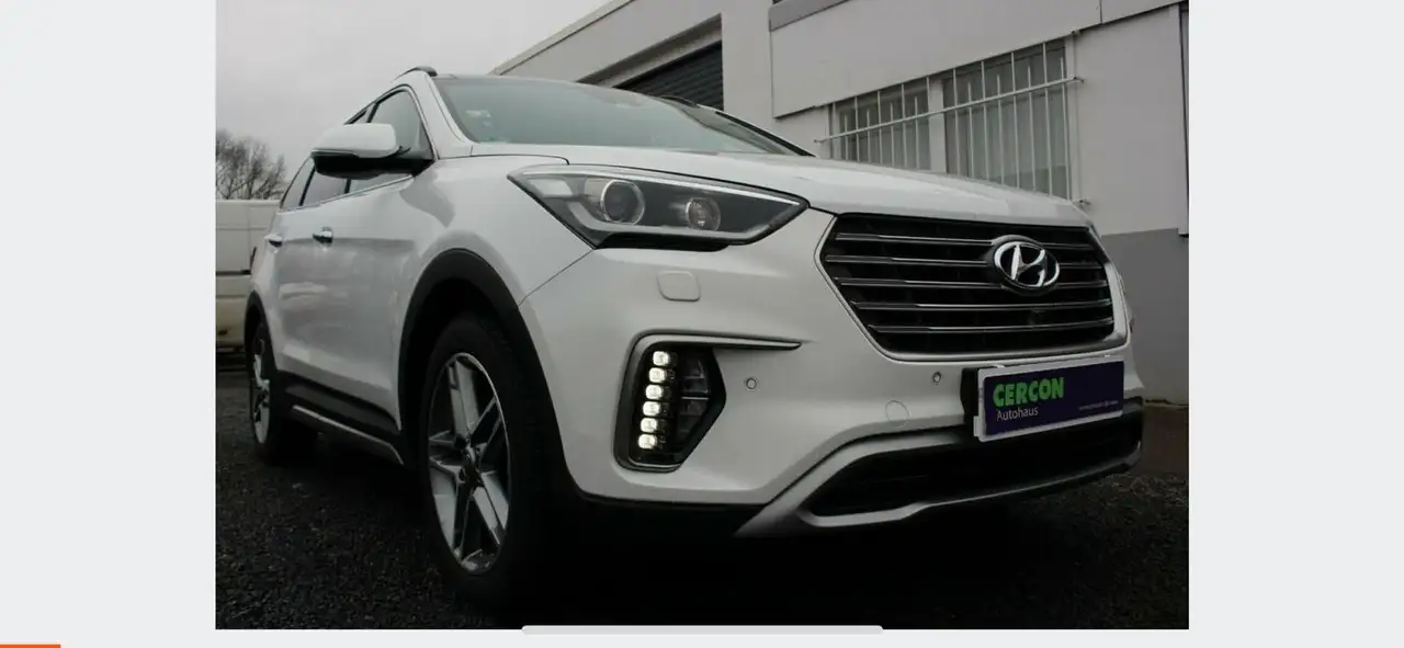 Hyundai Grand Santa Fe