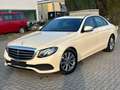 Mercedes-Benz E 200 d SportStyle*Automatik*Navi*Kam*Klima*LED Beige - thumbnail 2