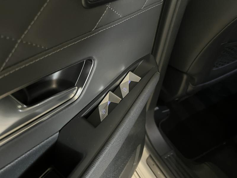 DS Automobiles DS 7 Crossback 1.5HDi 130cv RIVOLI Toit ouvrant/Navi/Carplay/Cam/ — photo 11