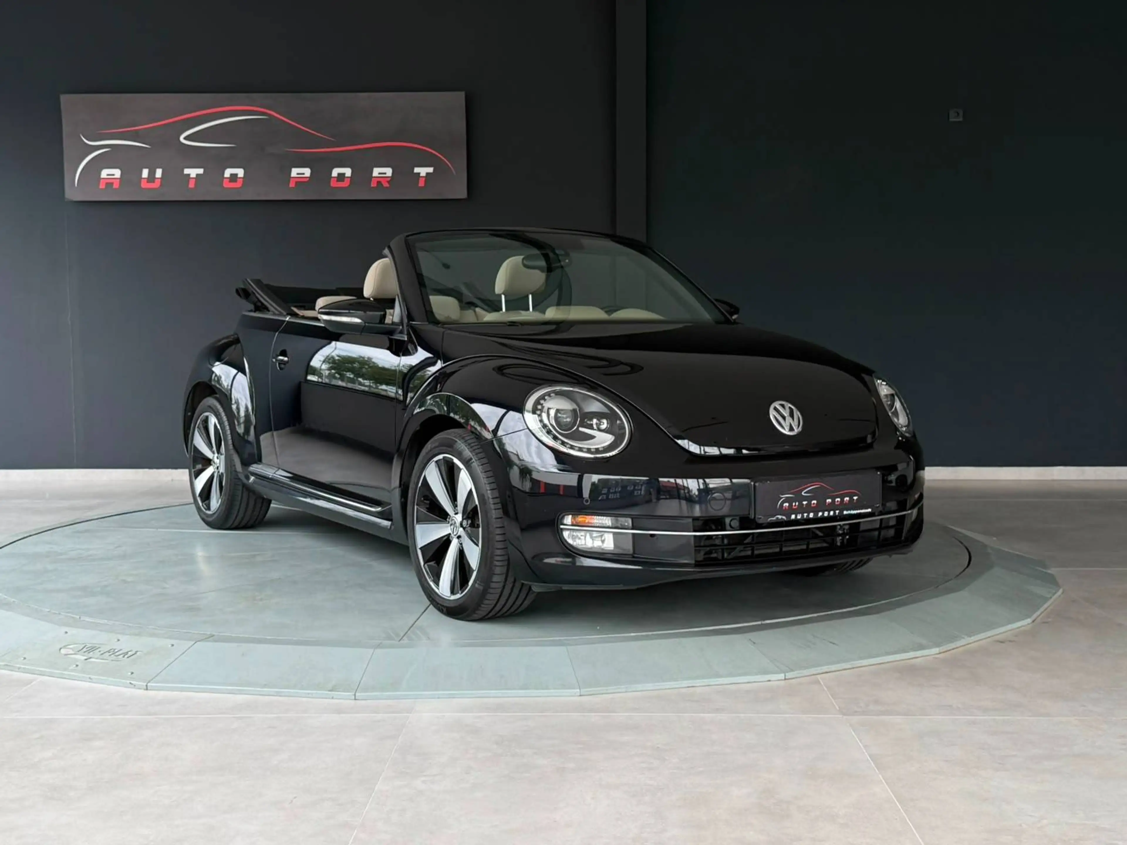 Volkswagen Beetle 1,6 TDI Design *BI-XENON*NAVI*TEMP*PDC* — photo 3