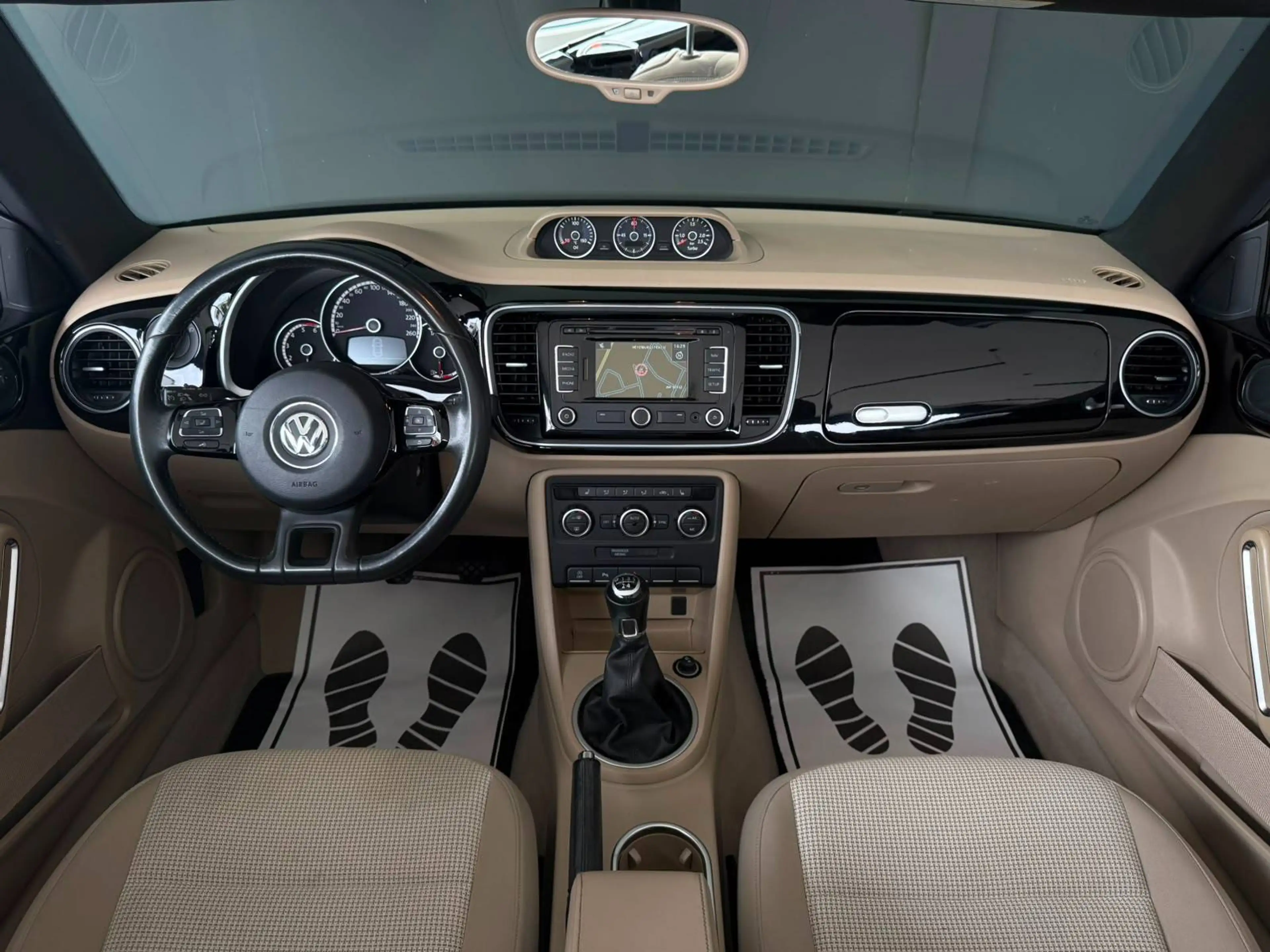 Volkswagen Beetle 1,6 TDI Design *BI-XENON*NAVI*TEMP*PDC* — photo 11