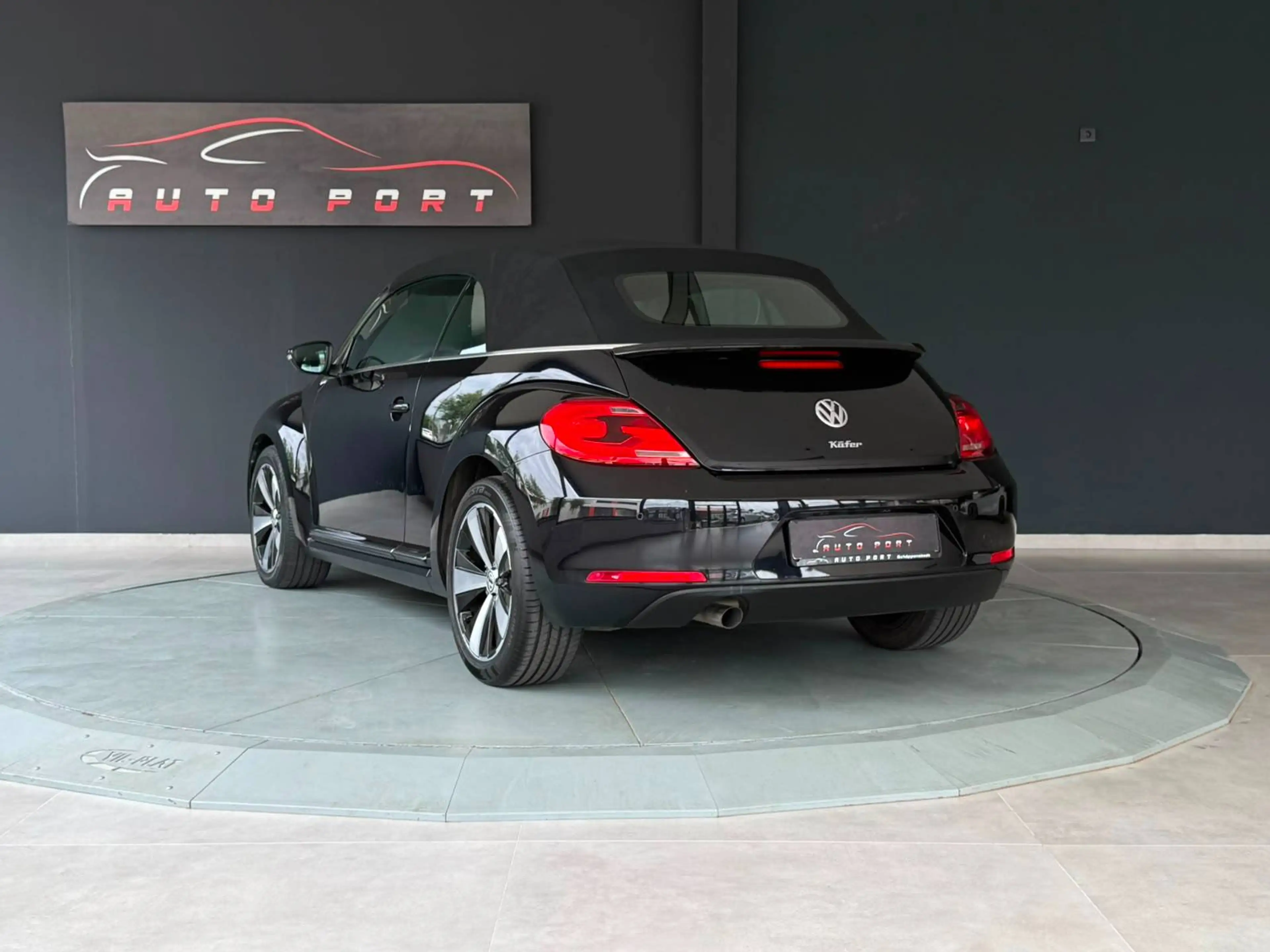Volkswagen Beetle 1,6 TDI Design *BI-XENON*NAVI*TEMP*PDC* — photo 4