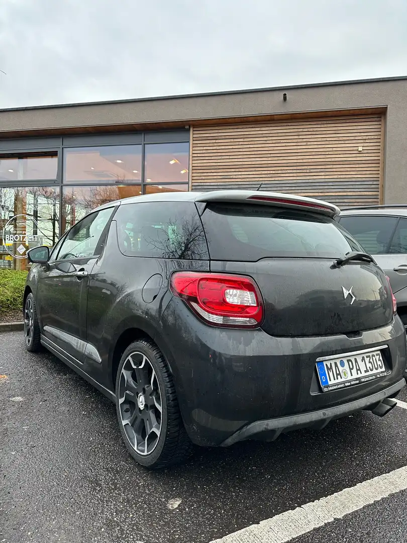 Citroen DS3 THP 155 SportChic - 2