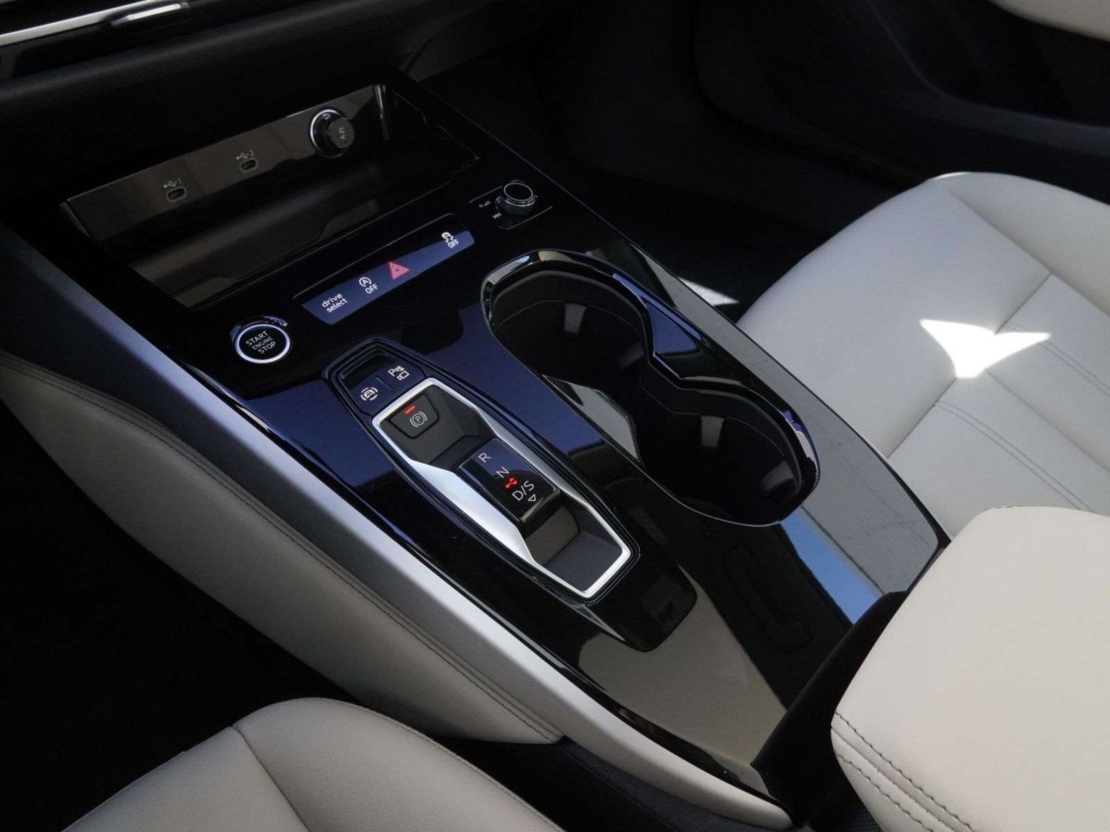 2026 Audi A5 2.0 TFSI quattro thumb 15