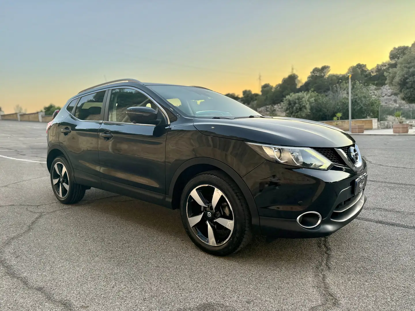 Nissan Qashqai TEKNA/1.5 110 CV/SOLO 89000 KM/UNICO PROPRIETARIO Nero - 1