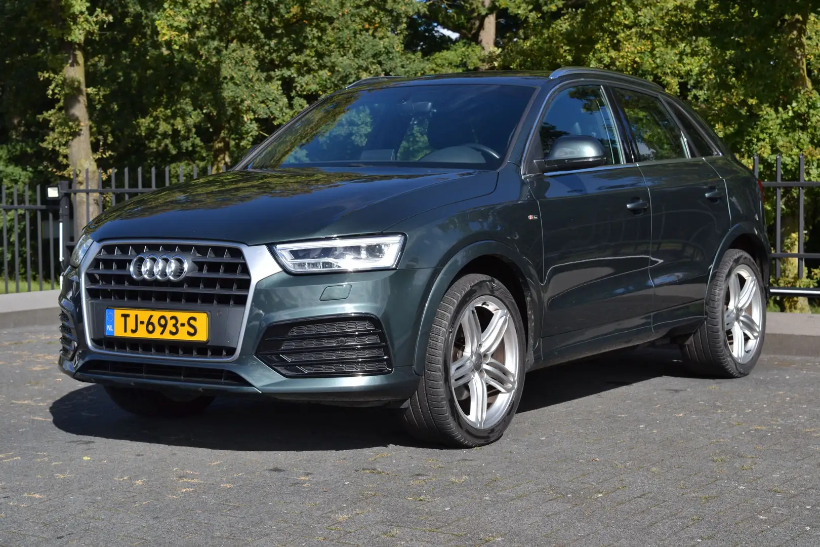 Audi Q3 1.4 TSI Sport 2x S-line | Trekhaak | Camera Groen - 1