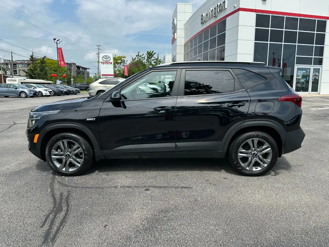 Kia Seltos photo Kia Seltos