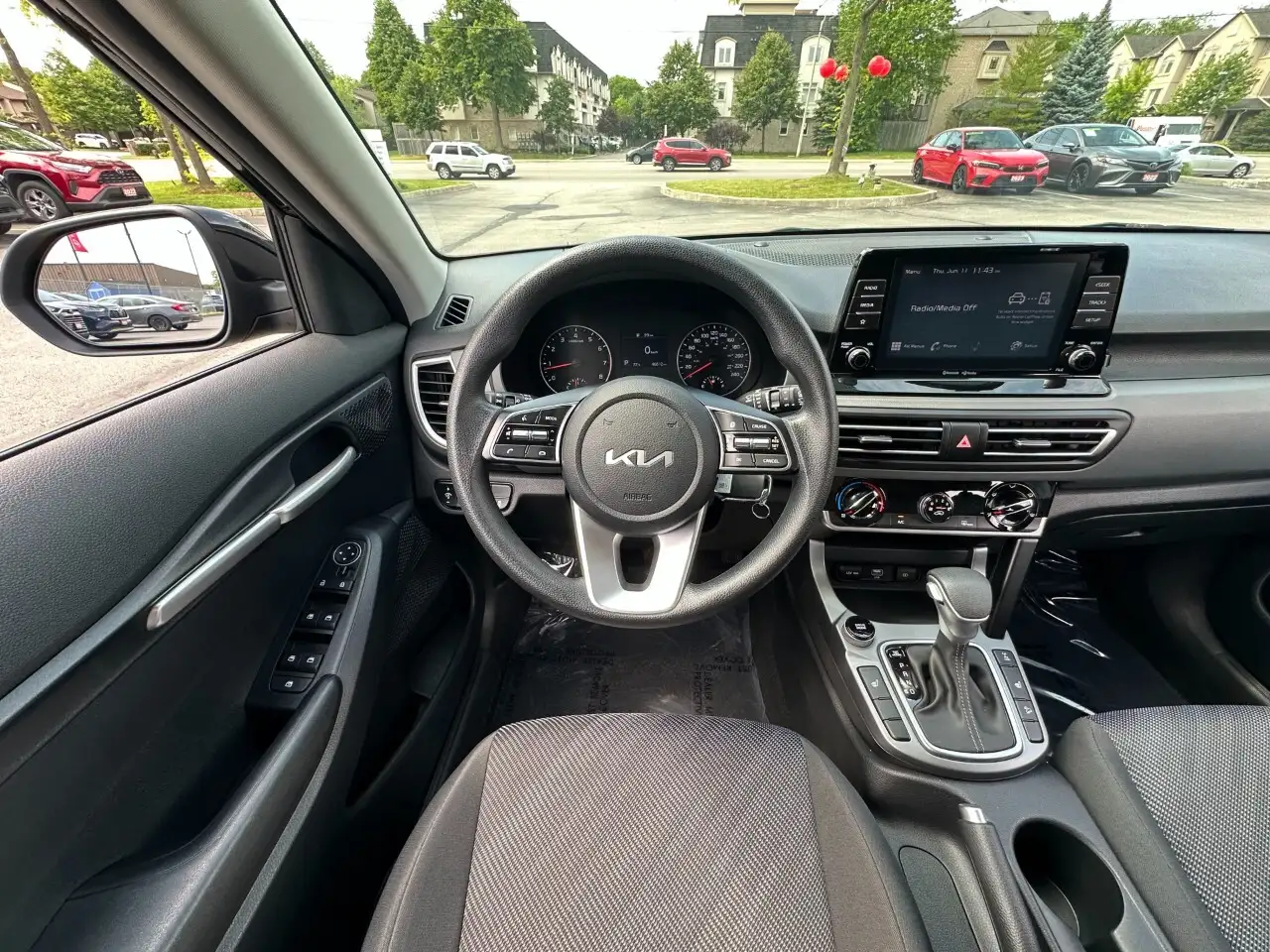 Kia Seltos photo Kia Seltos