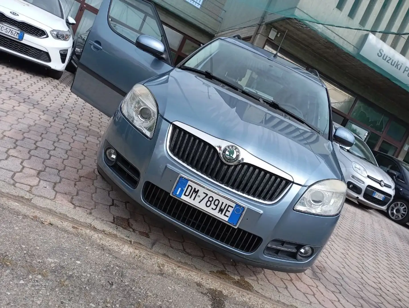 Skoda Roomster Roomster 1.6 Comfort Grigio - 1