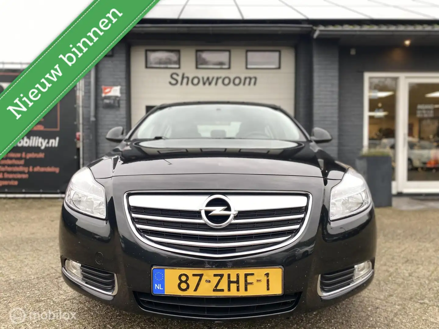 Opel Insignia 1.6 TURBO Cosmo *NIEUWE APK* 180PK* TREKHAAK* Schwarz - 2