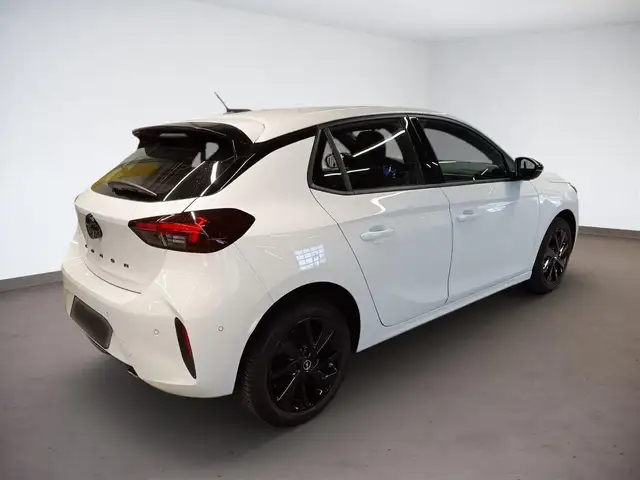Opel Corsa view 3