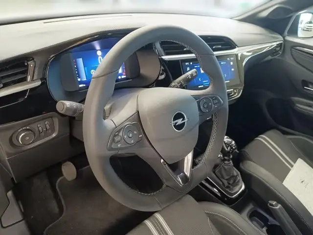 Opel Corsa view 9