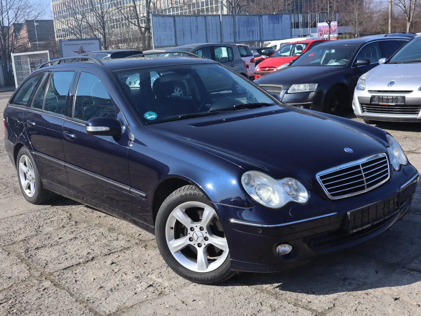 Mercedes-Benz C 320 (203.264)  3,2 Ltr. - 160 kW V6 18V KAT Azul - 1