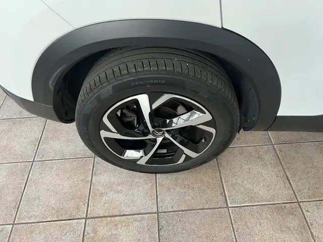 Citroen C5 Aircross view 4