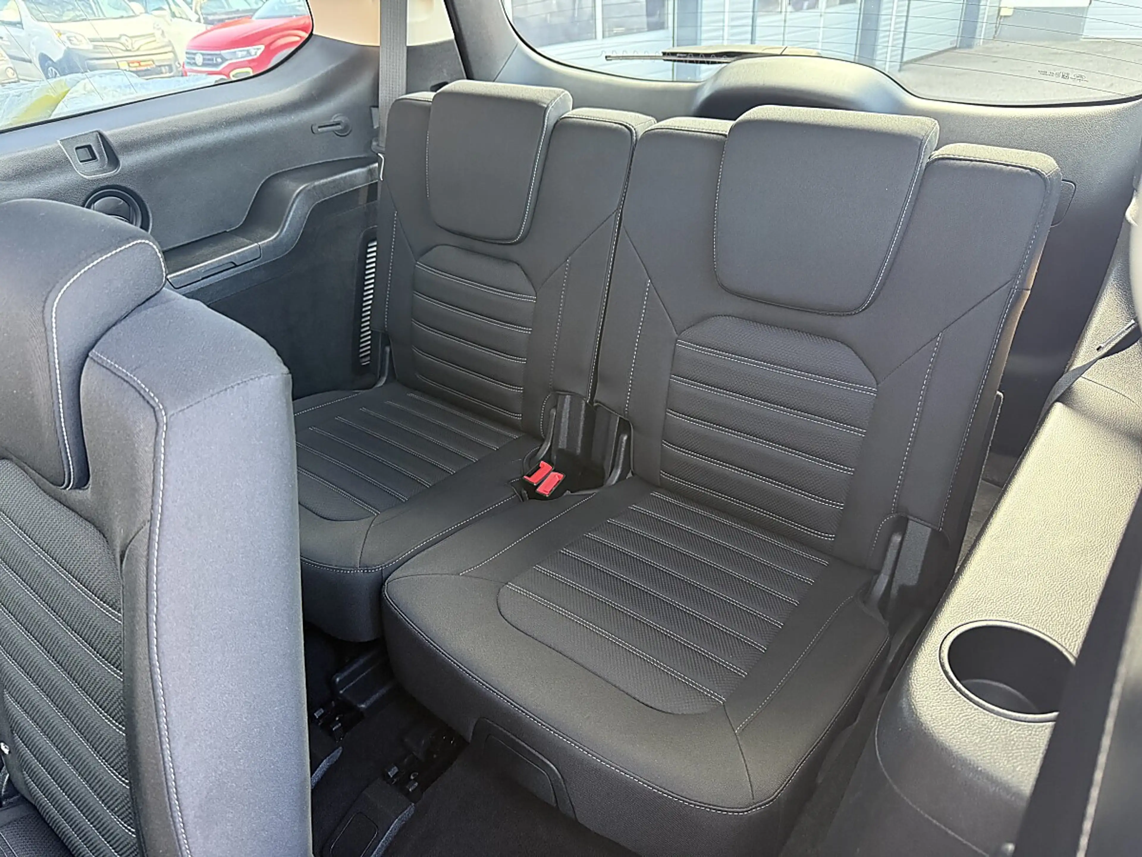 Ford Galaxy 2.0 EcoBlue Titanium Start/Stopp (EURO 6d) — photo 9