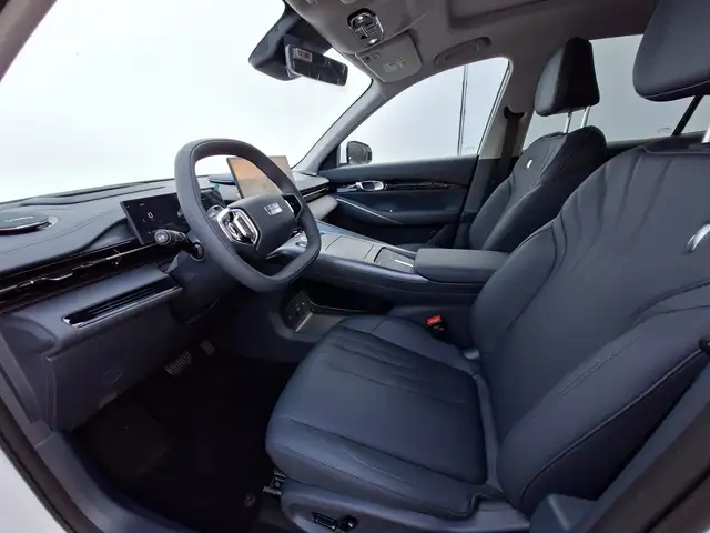 Geely E5 view 4