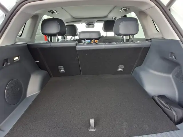 Geely E5 view 11