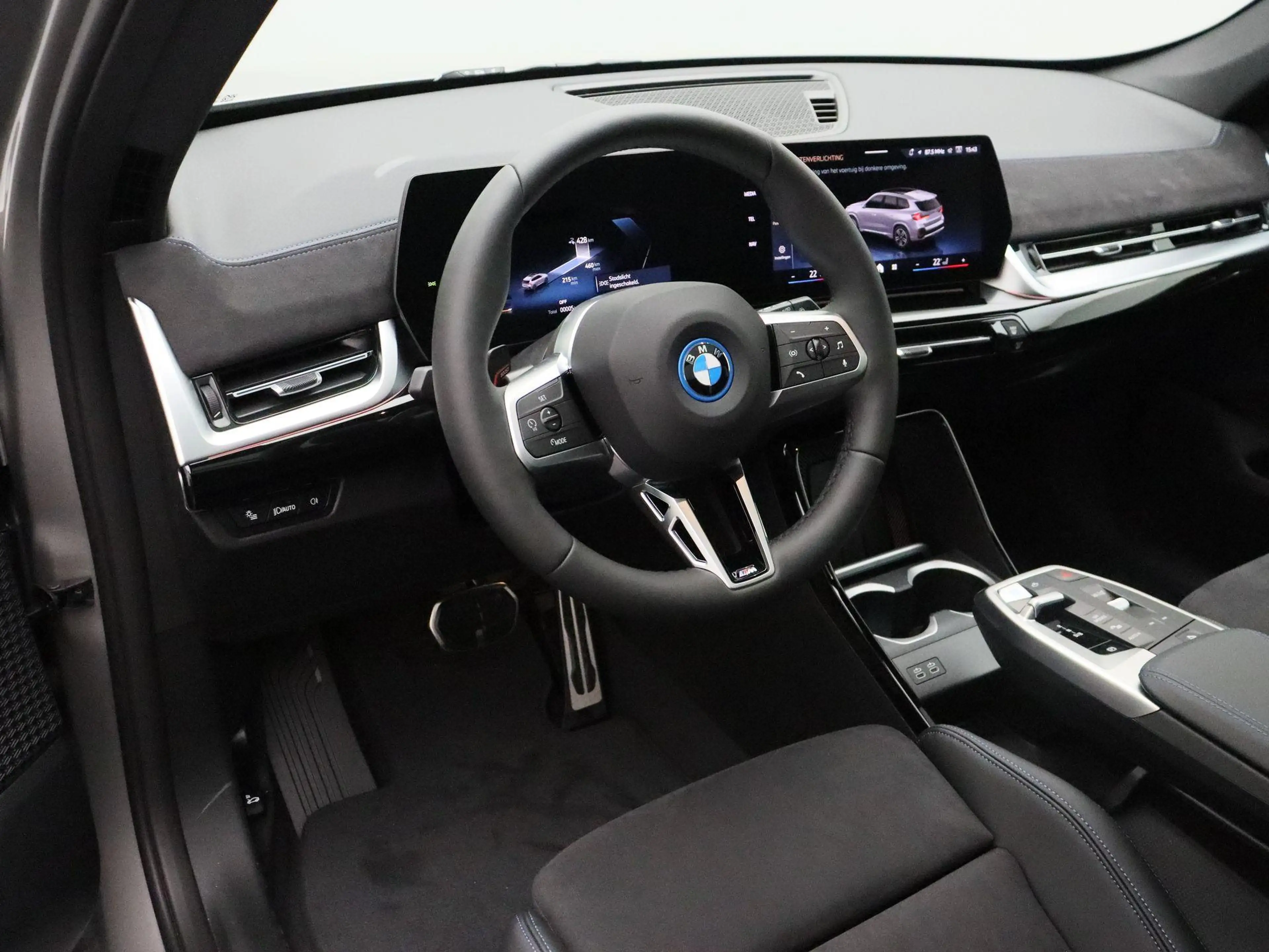 BMW iX1 eDrive20 M Sportpakket | Premium Pack | Travel Pac — photo 10