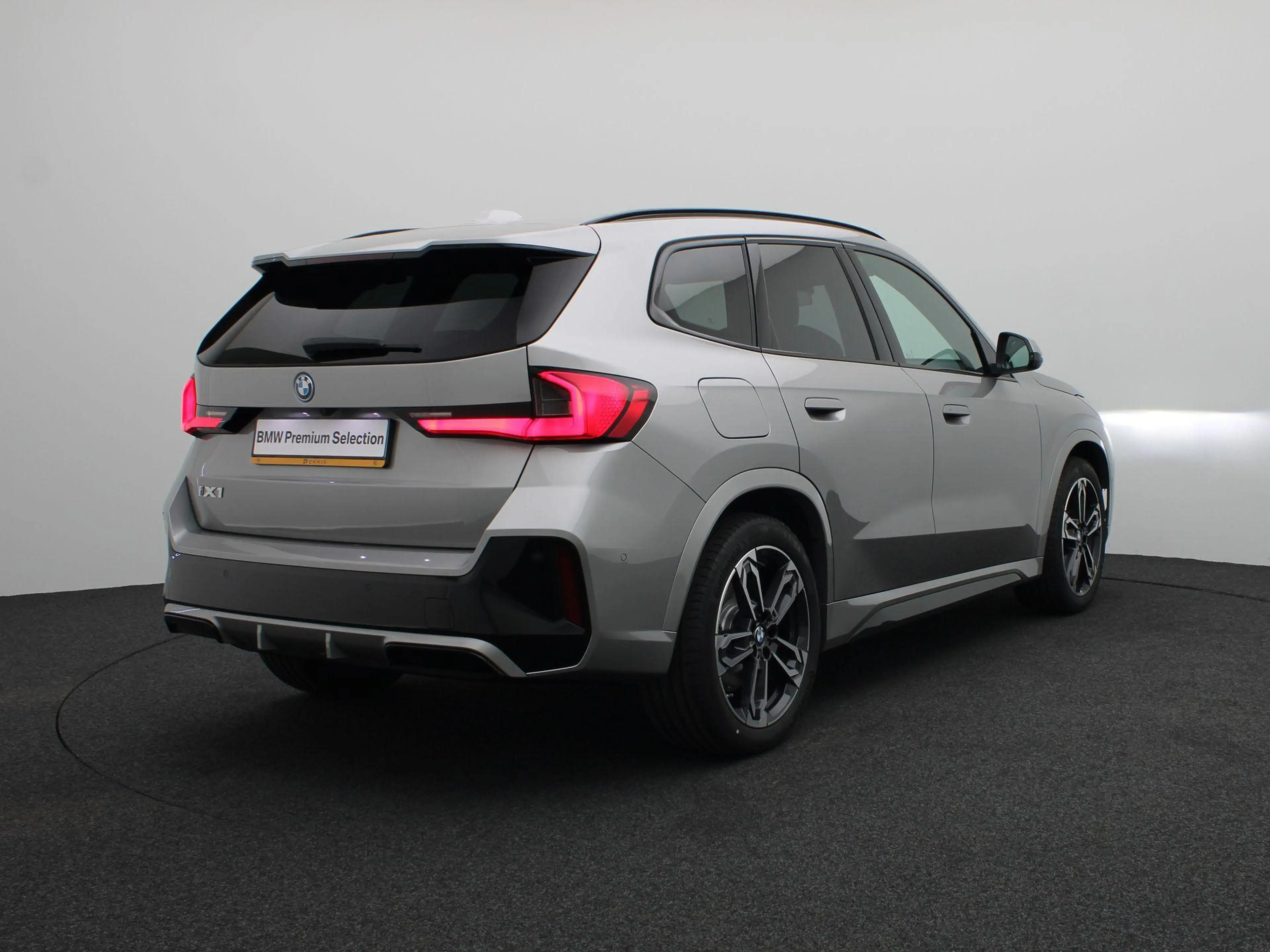 BMW iX1 eDrive20 M Sportpakket | Premium Pack | Travel Pac — photo 2
