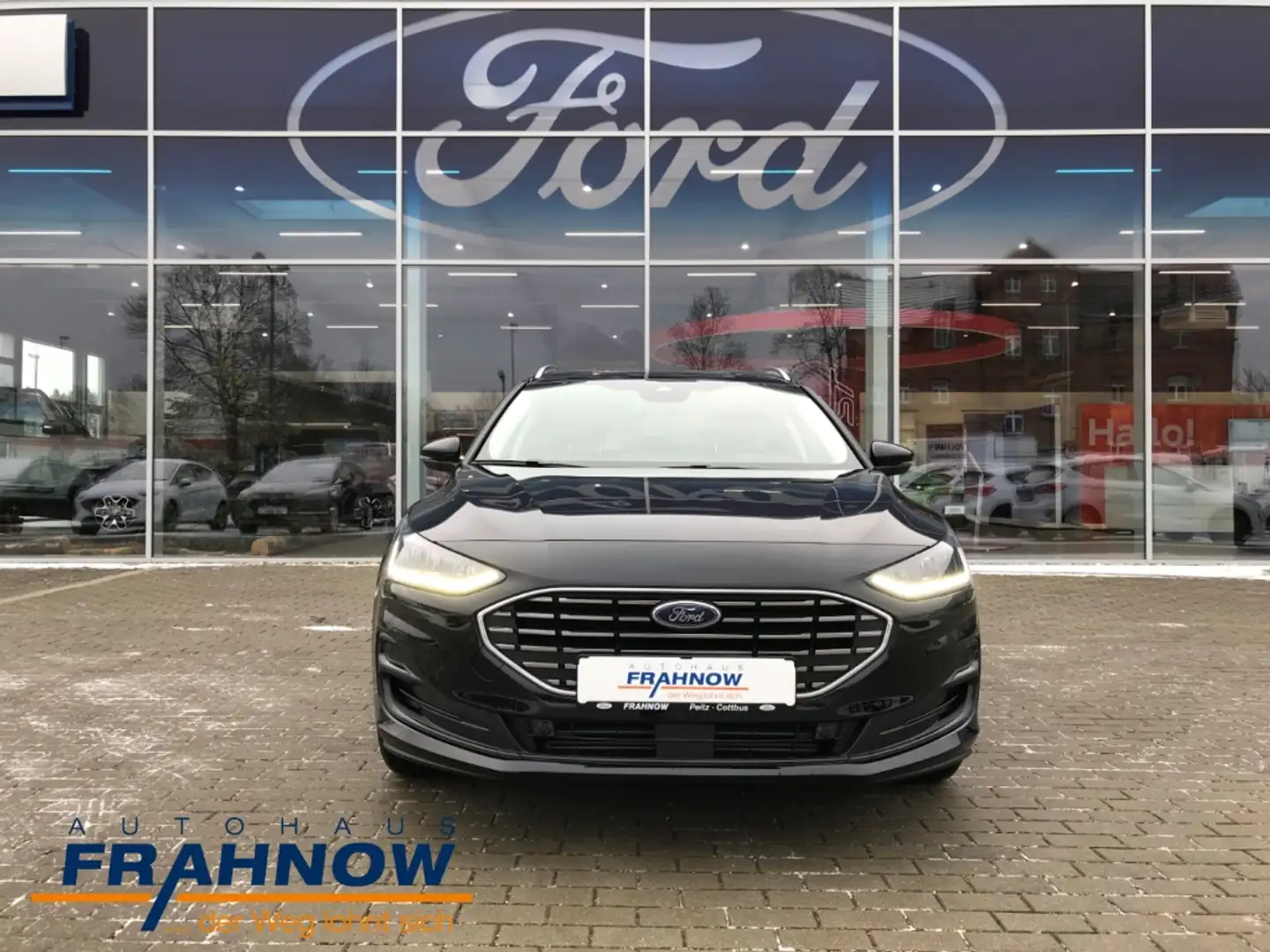 Ford Focus Turnier 1.0 EcoBoost MHEV Titanium LED NAVI PDC DA Schwarz - 2