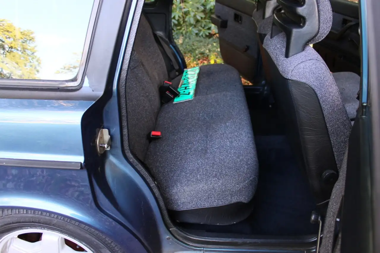 Volvo 240 2.0i Polar Prima onderhouden, 7-Persoons, foto 9