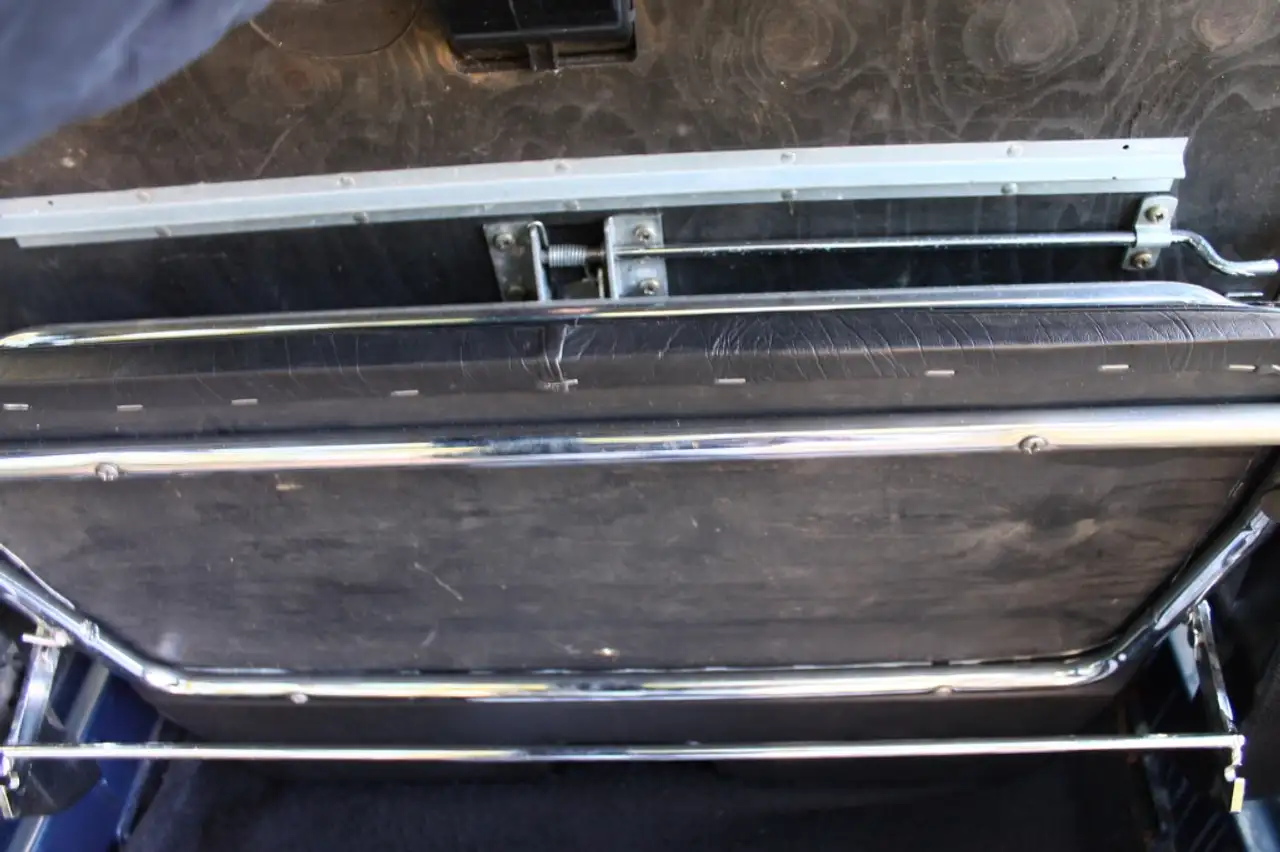 Volvo 240 2.0i Polar Prima onderhouden, 7-Persoons, foto 12