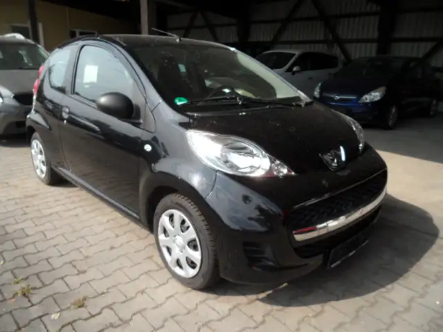 Peugeot 107 107  3-Türer. TÜV 10/2027