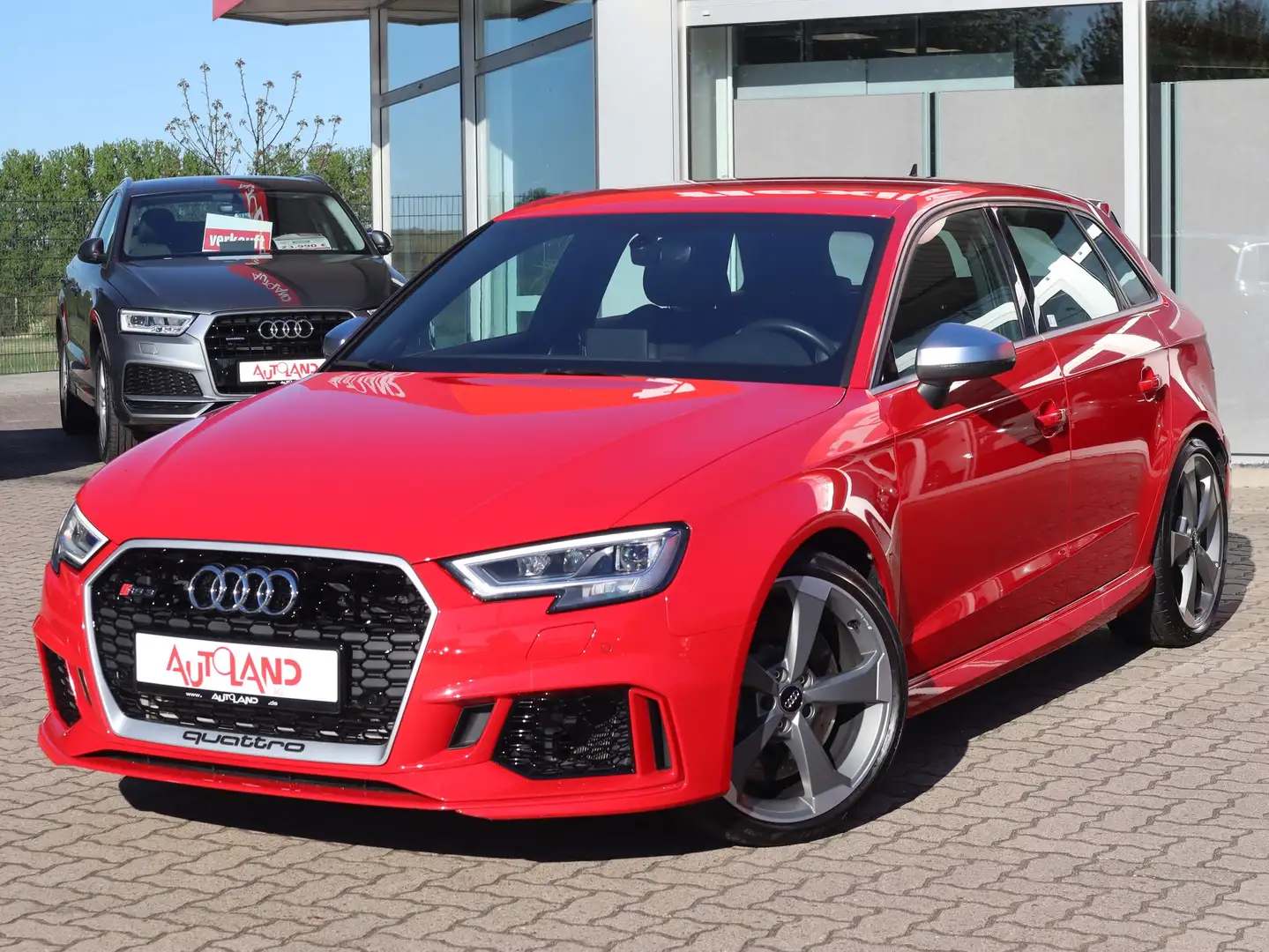 Audi RS3 Sportback 2.5 TFSI quattro LED Navi Leder Rojo - 2