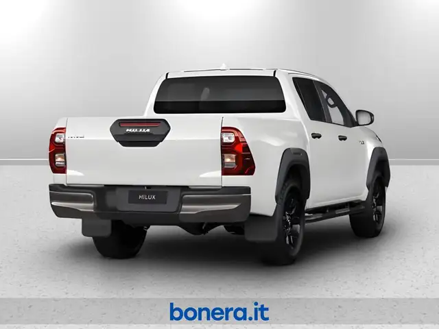 Toyota Hilux view 4