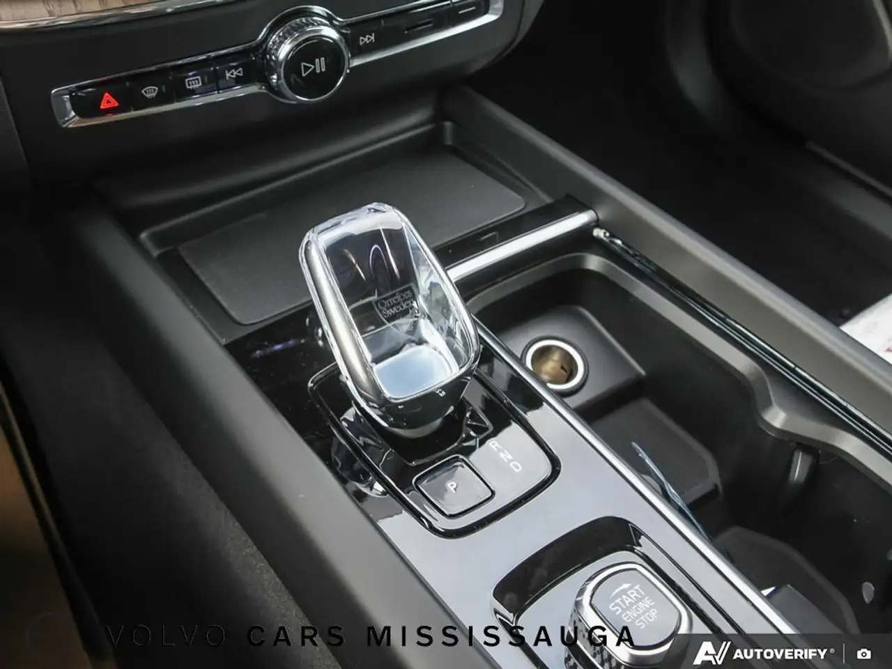Volvo XC60 снимка Volvo XC60