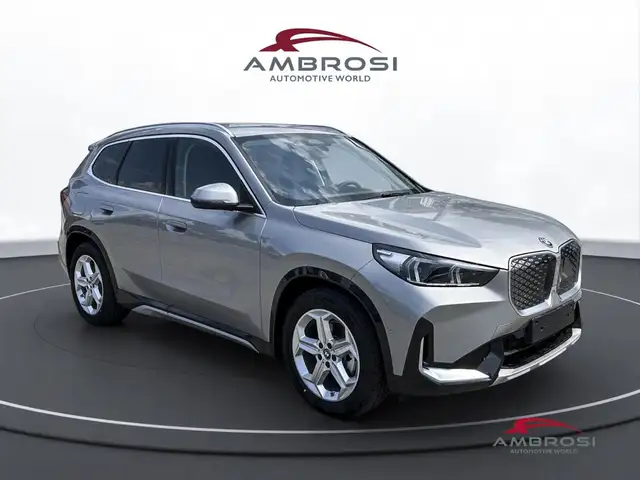 BMW X1 view 2